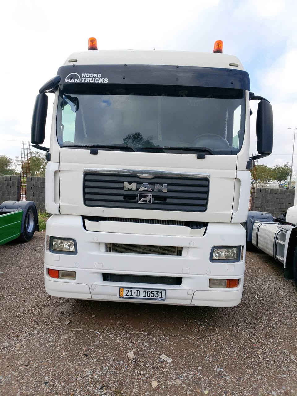 مان مدیل 2007 اتوماتیک رتایدەر مربوت فلات دبل تایر فسلوڕبت  حجم مکینە 460 
سعری***********سنکل
