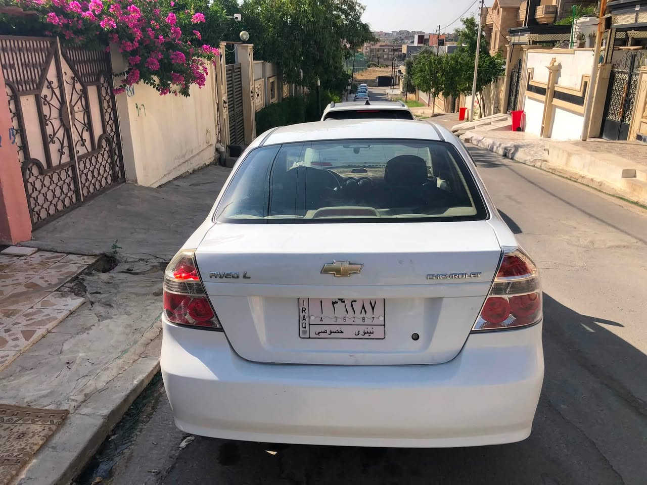 للبيع افيو ٢٠١١السياره شرط محرك كير توماتيك تبريد لسياره ماعيزها بس ستر الله  السياره بـ٧٢وبيها مجال ***********
