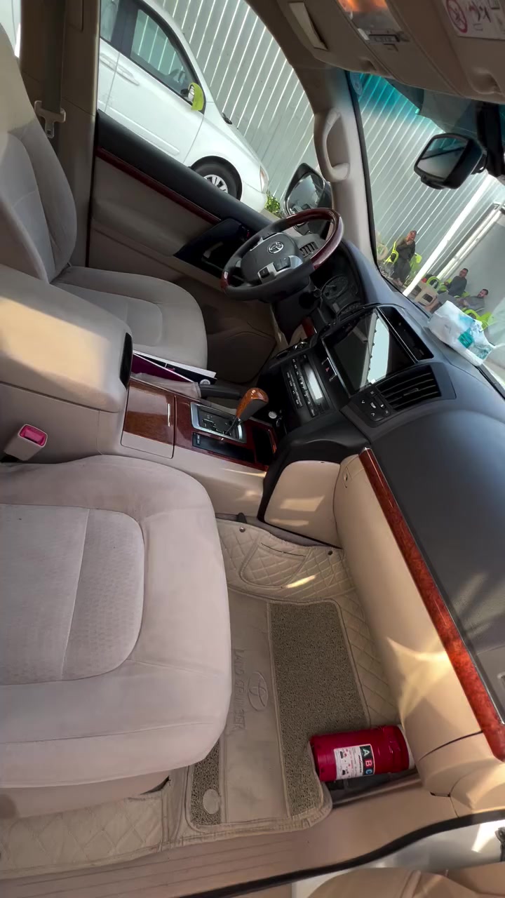 السلام عليكم الاندكروز 2015 كفاله بيه سونارات 2 مرفقه معه الصور السياره جاهزه من كلشي  حداديه مكينه كير كفاله 
______________
السعر 410 وبيه مجال 
رقم اربيل تحويل ثاني يوم 
العنوان بابل الشوملي 
الاستفسار ‭٠٧٧٨ ١٦٢ ١٦٦٦‬
