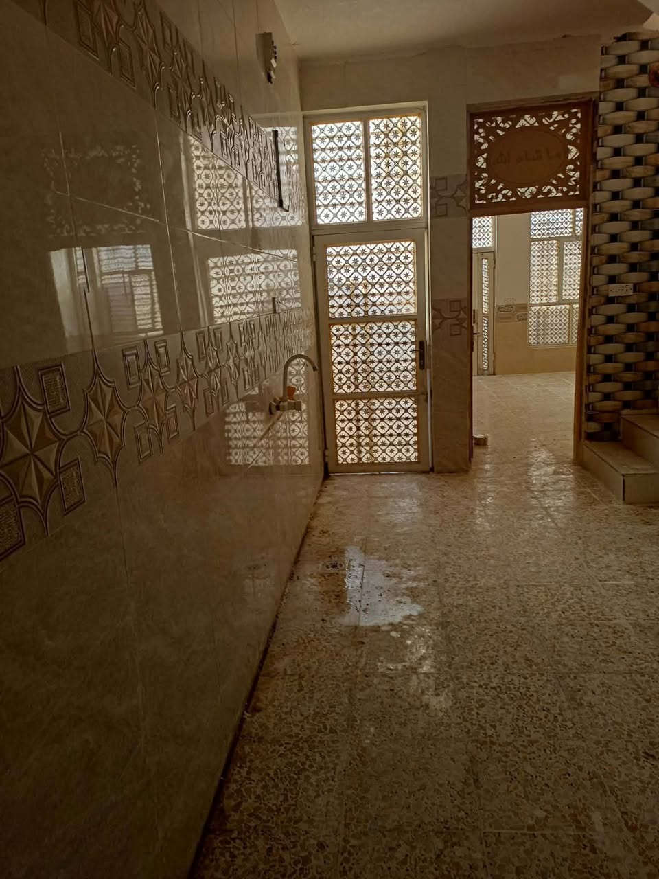 السلام عليكم مكتب عقارات الشمس  مقابيل المستشفى التركي !!!
                         بإدارة ((أحمد الگريطي))
         
          ☎️***********           
    
                        ☎️*********** 
                       
🏠مشتمل للإيجار مساحه 100م طابقين يحتوي 
الطابق الارضي// غرفه وكليدور وصاله ومطبخ ومجمع صحيات داخليه وخارجيه وطارمه 
الطابق الاول//غرفه نوم وسطح 
((مطلوب عائلة صغيره))

⁦^⁠_⁠_⁠_⁠_⁠_⁠_⁠_⁠_⁠_⁠^⁩⁦(⁠◍⁠•⁠ᴗ⁠•⁠◍⁠)⁩⁦(⁠◍⁠•⁠ᴗ⁠•⁠◍⁠)⁩⁦^⁠_⁠_⁠_⁠_⁠_⁠_⁠_⁠_⁠_⁠^⁩

🌎 الموقع حي الاكرمين قريب مدرسة علي جواد الطاهر 

⁦^⁠_⁠_⁠_⁠_⁠_⁠_⁠_⁠_⁠_⁠^⁩⁦(⁠◍⁠•⁠ᴗ⁠•⁠◍⁠)⁩⁦(⁠◍⁠•⁠ᴗ⁠•⁠◍⁠)⁩⁦^⁠_⁠_⁠_⁠_⁠_⁠_⁠_⁠_⁠_⁠^⁩

💸💰 قيمة الإيجار 300
