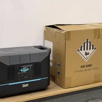 بور ستيشن • ليثيوم فوسفات • شحن شمسي