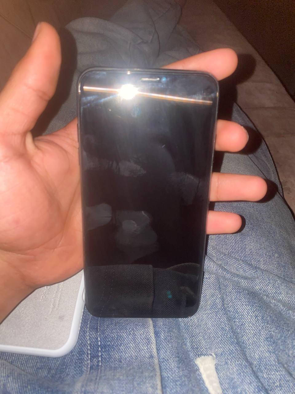 سلام عليكم
اكس ماكس امبدل بس بطاريه اصليه
متكن بغداد الطوبجي او بوب الشام
***********
