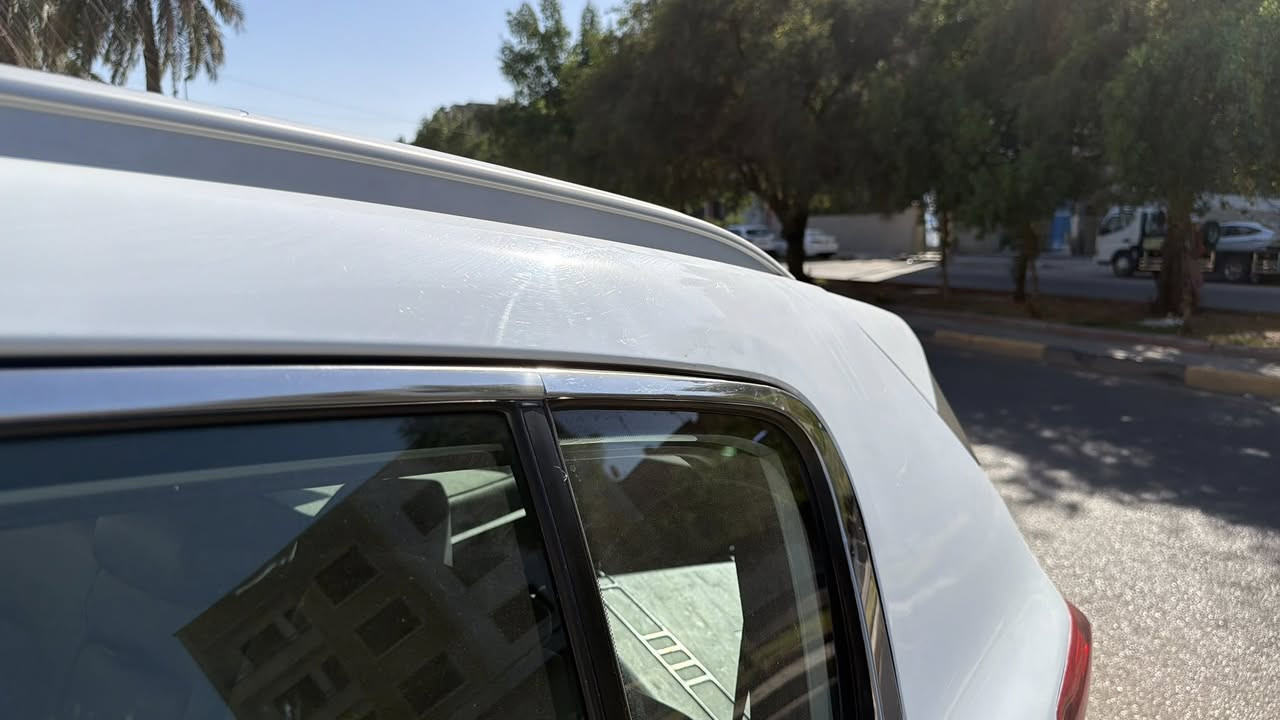 سبورتج 2020 ماشية 95 الف
السيارة نظيفة فول ومكفوله كفاله عامه من الصبغ ولتبديل ماعدا الدعامية الامامية وقبغ بانزين
بيها بارد بالجاملغ الامامي وشي كلش بسيط بالخلفي وتكحيلات وضربه بالباب مال سايق 
وبالباب الي بظهر جهه الراكب
صدر جديد تايرات جدد
صيانة دورية دائما 
مواصفات .
محرك 2000 دووش .
كاميرا 
جلد حمصي .
قطعتين تبريد امامي خلفي .
تحكمات ستيرن جهتين .
حساس أمامي خلفي .
سايد بريك بالرجل .
اشاره مرايا .
مرايا شفط .
 ويل كروم .
يدات نيكل .
السياره بسمي تحويل ثاني يوم 
السعر ١٨٠ وبيها مجال بسيط
مكاني بغداد


**إذا كنت صاحب هذا الإعلان وتريد حذفه لأي سبب، رجاءا أرسل رسالة إلى الدعم الفني**