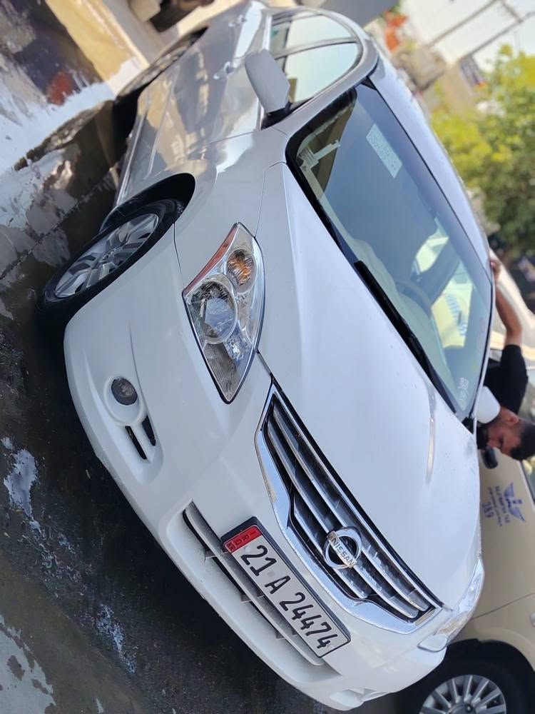 نيسان التيما
٢٠١٢
***********
***********
التيما زور زور جوان 
گيرو مه كينه به شه رت
ناوي لوك لوك
جوار تايه ي لوك
ته حويل برةوا غرامه به شه رت
سه ياره كه بوليش و سمارته ي ماوه 
ته كسي بوو كراوه به خسوسي
سه نه وي تازه ٢٠٣٠
فحس هه زه و براد تازه 
به شه رتي فحس و تراي و فيته ر
سليماني هه واري شار
٥٨ گه لا معامه له السليمانية, العراق
