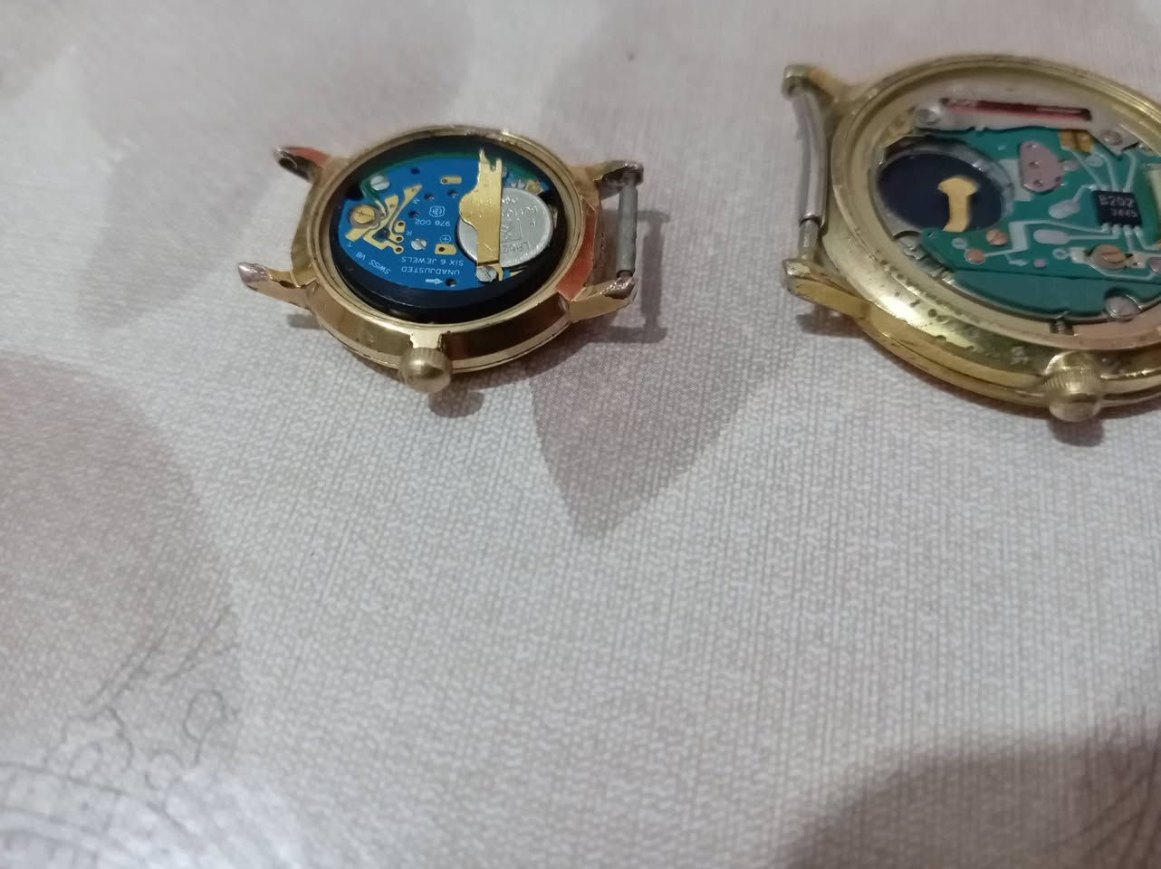 Montres rotary original مضليتان بالدهب لي بغاهم مرحبا privé


**إذا كنت صاحب هذا الإعلان وتريد حذفه لأي سبب، رجاءا أرسل رسالة إلى الدعم الفني**