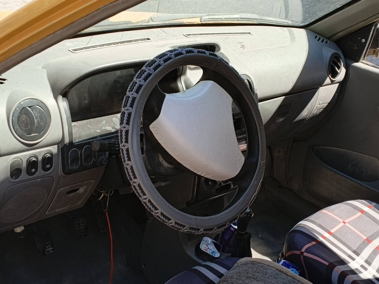 سايبه موديل 13 ابيع عل حطتها بيها تبخير خيط ويرادلها صدر بيها سنويه بس راعيها ما موجود مكانها بغداد الشعب سعر 10 اكفلك عشائر وسرقه وتكاتبلك عليها 
***********
