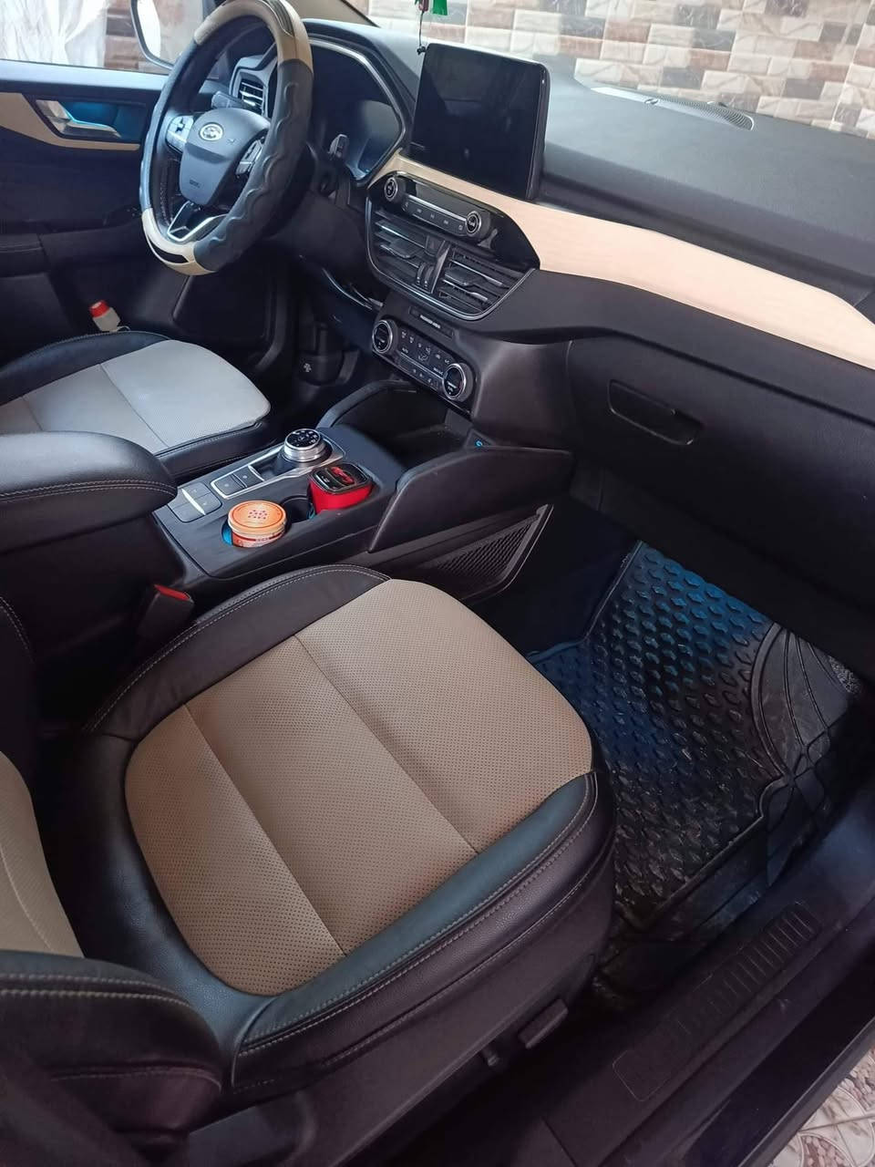 مراوس بسوناتا حديث🚖
فورد اسكيب تيتانيوم موديل 2021 فول اعلى فئه 🌹
اللون نيلي يميل للاسود 
محرك 2000 تيربو🚀
ويل حجم 19 تايرات الشركة🇺🇲
لايت زنون عالي ناصي بلاد 8عدسات☄️☄️
جنطة كهرباء لمس+ تمرير الرجل
بانوراما طكتين
داخل جلد لونين
كشن كهرباء+خزن ثلاث وضعيات
تدفئه كشنات+الستيرن
جام اربعة اوتو
دشبول مطعم صاج 
رادار 360 درجة
حساسات امامي وخلفي+كاميرا خلفية دوارة مع التنبيه
عارضة داتو شو تعرض العدادات على الجامه الامامية
شاشة ديجيتال+شاشة حجم كبير
سياقة ذاتية تفاعلية مع الرادار 
خمس وضعيات قيادة الكترونية 
توقف امامي خلفي ذاتي
اوتو هولد
اوتو ستوب
اوتو بارك تطبك السيارة وحدها بدون تدخل من السائق🛬
سايد بريك بصمه
تحذير السائق اذا شعر بالنعاس او الخمول😴
تشغيل عن بعد + فتح الجنطة 
رمز سري لفتح وقفل السيارة 
شحن لاسلكي
مداخل usb+ رام
السيارة لغة عربية بلاد +انكليزي
خارطة ملاحة
وبعد هواي مواصفات التيتانيوم معروف اعلى فئه 🌹
رقم السيارة اربيل باسم الشركة تريد تحويل تريد وكالة 
بشهر الثامن ترقمت 
ماشية 40 الف كيلو مو ميل 
الضرر الجامرلوغ الخلفي وربع من الباب موضح بالصور
ايرباك بردة فقط ونازل سستم
المكان ديالى بعقوبة💐
الشراي يتصل ويدلل♥️☎️
***********
***********
صور الضرر مرفقة
