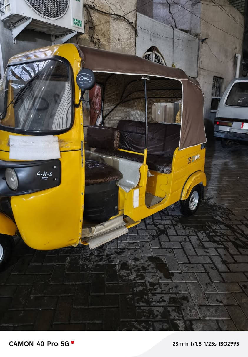 السلام عليكم تكتك للبيع موديل 2020 سعر 6,250 
المكان بغداد مدينة الصدر قطاع 25 
رقم الهاتف ***********
