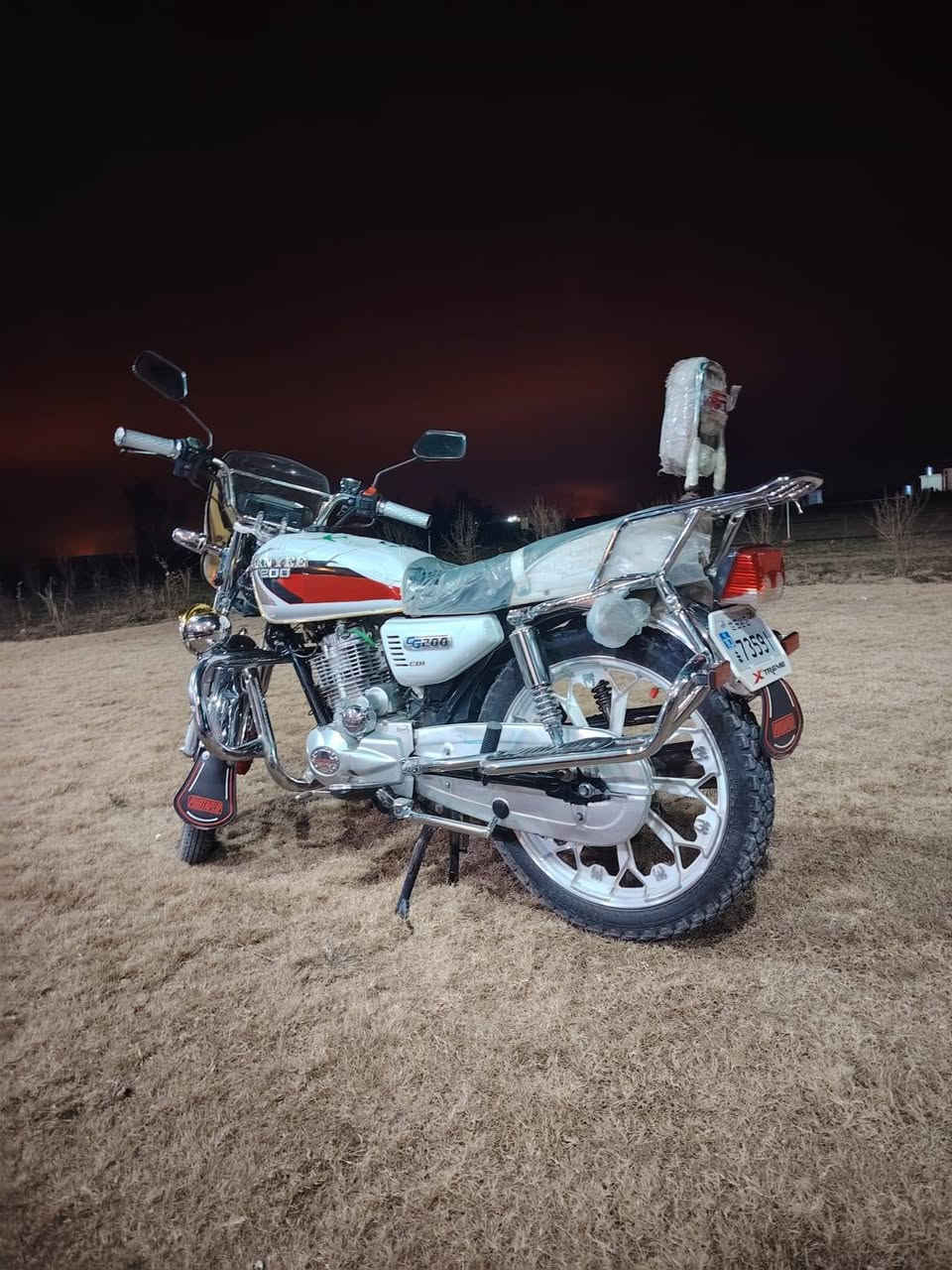 موطور جني ابو الكله موديل ٢٠٢٤ كلو ضع شركه محرك شرط ما مفتوح كهربايات جهاز شغال كلو شرط السعر ٧٥٠ وبي مجال هاذا رقمي ***********
