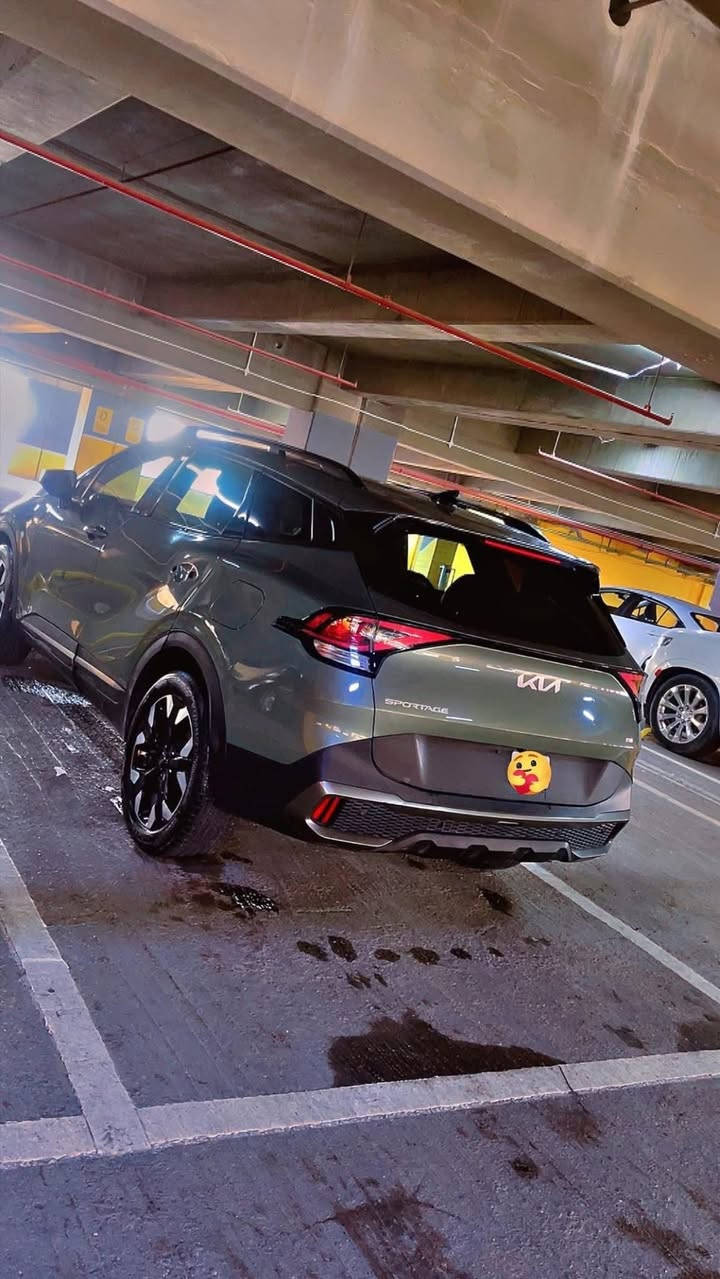 كيا سبورتج 2023
 
تم تنزيل السعر ( للبيع فقط )

#المواصفات : اكس لاين
المحرك :٢٥٠٠ 
الگير : ٨ نمر
بصمه تشغيل- صندوق- ابواب -تشغيل عن بعد
شاشه كبيره على طول الدشبول
انظمه قياده نورمال- سبورت - سمارت - ثلجي
كشنات جلد لون اسود
كرسي السائق تحكم كهربائي
هند بريك بصمه
كامرا خلفيه
رادار امامي خلفي جانبي نقط عمياء
تحديد مسار ذكي
اشاره في المرايا الجانبيه
تحكم ستيرن فول مواصفات 
اوتو هولد
اوتو ستوب
نظام ترحيب
تبريد قطعتين
مانع انزلاق
نزول منحدرات
نظام فحص ضغط الاطارات
نظام abs
تدفئه كشنات
قياده آليه ذكيه
كروز سرعه
سستم صوت هارمن
شاشه لمس متغيره لتحكم التبريد او الميديا
منافذ تايب سي عدد ٣ مع ٢ في الكشنات
اضواء ترحيب عند الاقتراب مع ترحيب داخلي عند الصعود او المغادره
الاناره الداخليه LED
ماسحه خلفيه
كامرة دوارة
صور الحادث بلمنشور( اربعة قطع صبغ )
السياره موجوده ( بغداد الجديدة )
للاستفسار ***********
#ملاحظة :
السيارة بدون رقم
#السعر_170$ قفل
