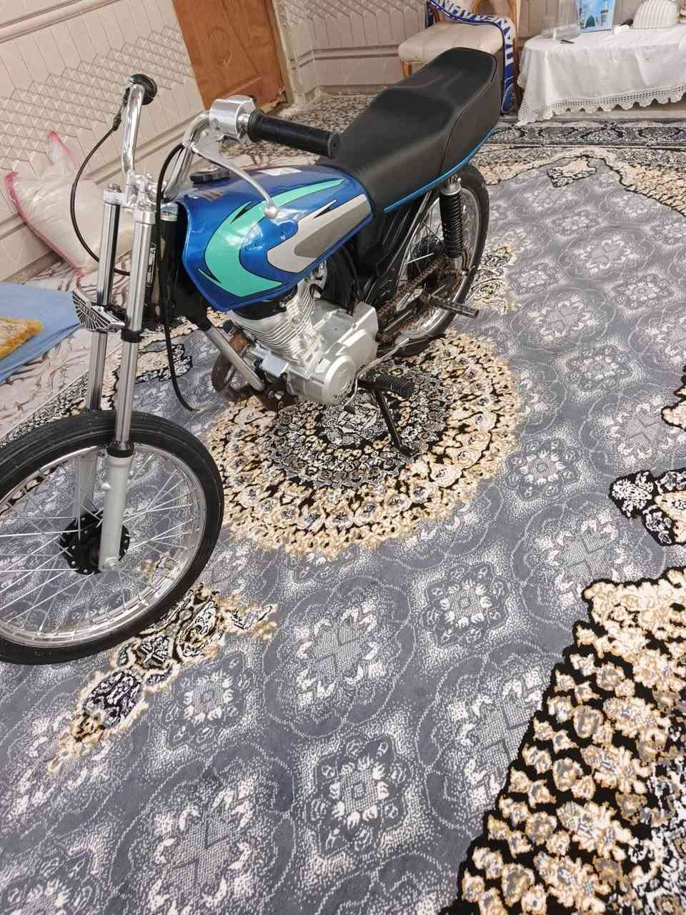 للبيع دراجه تعيمريه 25شاصي 15وكيله عقيل الربيعي السعر 700وبيها مجال قليل
الموشراي لا يتعبني ***********
