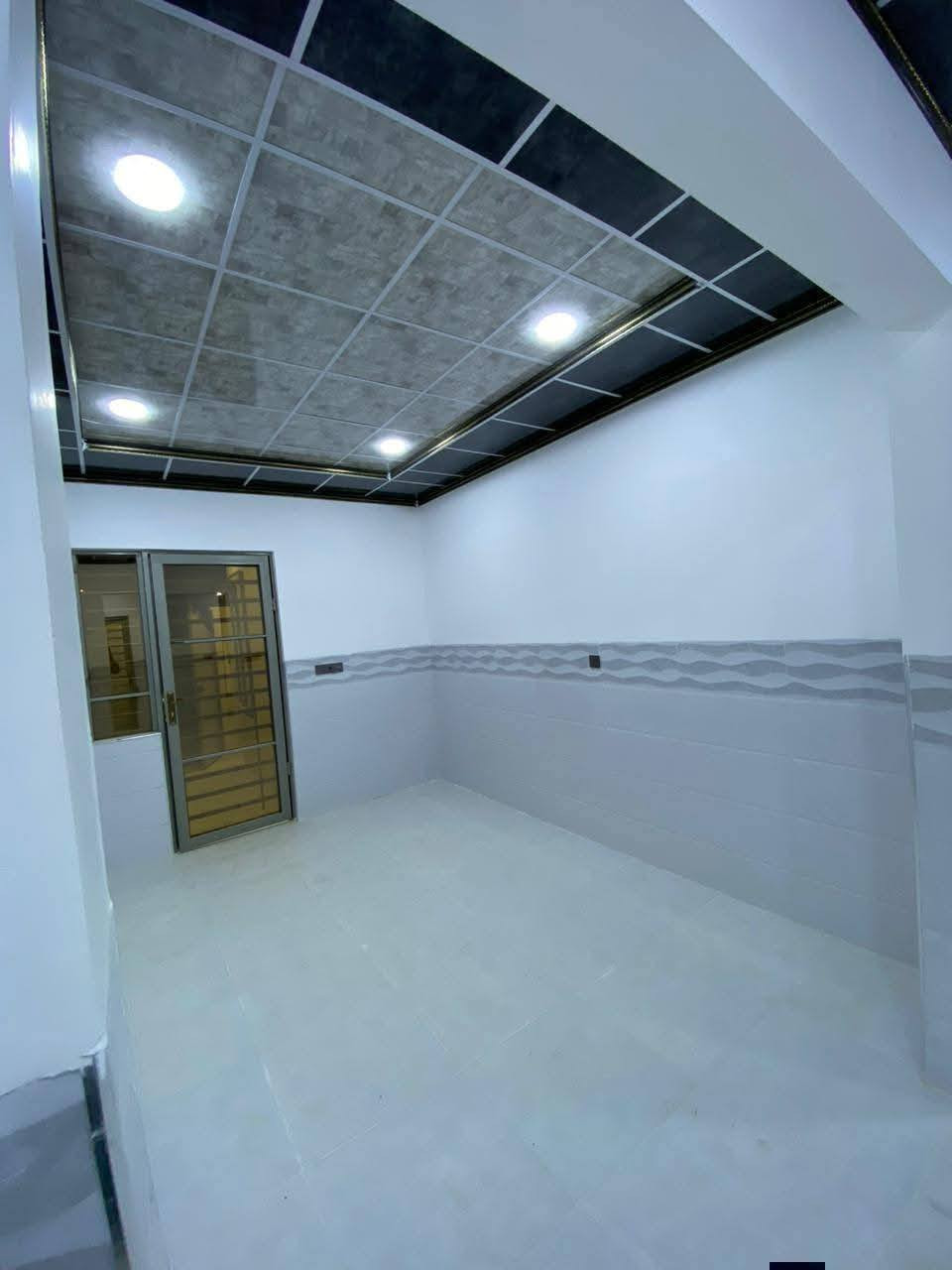 #عروض_مكتب_الدار_للعقار 
دار للبيع

حي الملايين الأولى خلف الكمرك

المساحة 100 م واجهة 5 م

ط1)) غرفه نوم واستقبال وصاله ومطبخ وصحيات
ط2)) غرفتين نوم وصاله وصحيات

بناء حديث وتسليم فوري

خدمات كامله ماء كهرباء تبليط

سند زراعي قرار 25

للاستفسار أكثر اتصل على الأرقام او 

 مراجعة مكتب الدار الكائن في بناء الجاهز مقابل الكمرك 

***********

***********

***********
