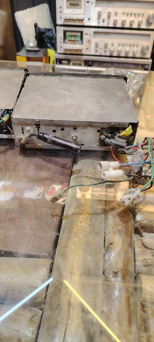 للبيع مسجلات برازيلي عدد 2 شغالين
الاول شغال راديو ومسجل 🖐️
والثاني شغال فقط مسجل 🖐️
ابيع  ع هذا الكلام 
القطعتين للبيع 👇


**إذا كنت صاحب هذا الإعلان وتريد حذفه لأي سبب، رجاءا أرسل رسالة إلى الدعم الفني**