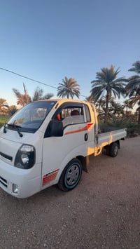 للبيع كيا موديل2017 مكفولة  كير محرك وشاصي رقم بغداد  السعر117 وبيها  ...