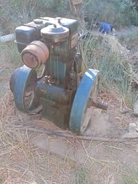 مكينه ام ثمانية مستخدمه ست اشهر فقط للبييع 07828099215