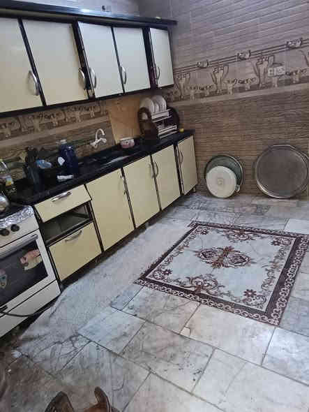 بيت زراعي للبيع مناسب دغاره سند مساحه  ١٦٠متر قريب عل سوك دغاره  يتكون من غرفتين وصاله ومطبخ وصحيات ماء وكهرباء ومولده جاهز سعر خاص  ***********
