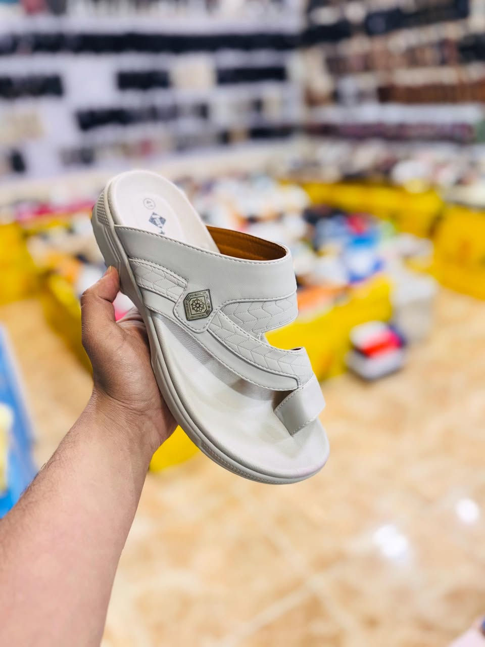 #جديدنا_في_محلات_ابو_زهراء_العبيدي_تكريت 

#شحاطات_رجالي


**إذا كنت صاحب هذا الإعلان وتريد حذفه لأي سبب، رجاءا أرسل رسالة إلى الدعم الفني**