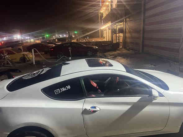 السلام عليكم جنيسس كوبيه 2010محرك 3800 كير عادي  سياره فول مواصفات فتحه فجوج برمبو اشاير ب المري بعد هيه معروفه مواصفات الفول  
سعرها ٧٠ بيها مجال قليل تعال شوفها وتامر 
***********
