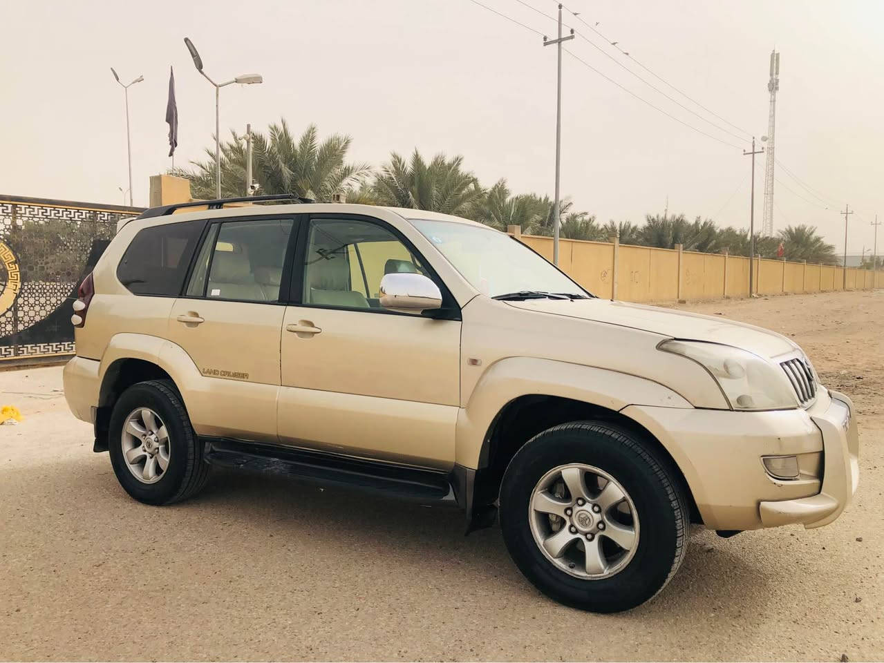 اسلام عليكم برادو 2007 وارد خليجي فول 1/1 6سلندر دبل تانكي كشنات كهربء تبريد 3قطع 7راكب شاشه كامره خلفي كشنات جلد السياره جاهزه محرك وكير وحداده وتخم تاير  سنويه 29 السياره برقي ما ناقصه السعر 150وبيه مجال قليل الاستفسار *********** مكاني بصره الزبير البصرة, العراق
