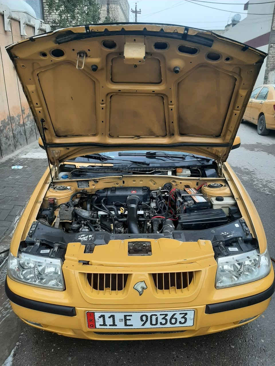 سياره سمند ناطق 2012 سياره بدون ضربه ولا صبغ ولا معجون  فقط الجاملغ الامامي اليمين مبدل كهربائيات إشارات كلها شغاله كير مكينه كفاله تخم تايرات تبريد فقط غاز عوزه مصفره هيئه وغرامات رقم بغداد انكليزي  كما موضح بل صوره مكان بغداد منطقة العبيدي  سعر ٤٥ وبيها مجال بسيط  تحويل نفس اليوم الاستفسار الاتصال على الرقم ابو علي***********
