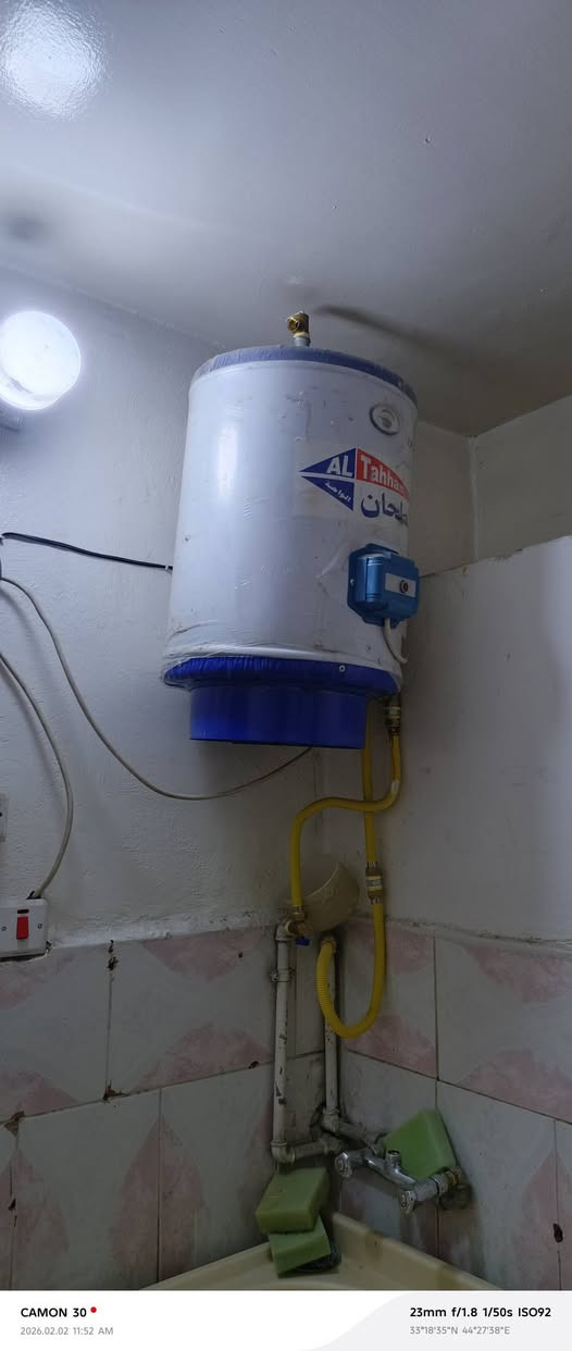 غراض شقة كاملة للبيع  مستعجل عليهن لازم افرغ الشقة اليوم مكان بغداد الجديدة للاستفسار ***********
