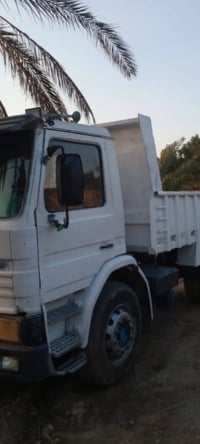 سكانيه للبيع مكينه كير شاصي مكفوله السعر 95وبيهه مجال تصال 07829688747