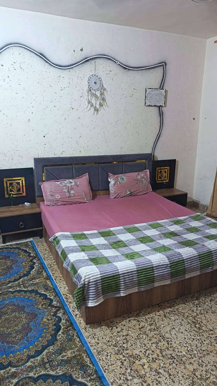 غراض بيت نظيفه باسعار رمزيه حبايب غير متواجده ع ماسنجر بي عطل شراي يجيني وتساب مكان زعفرانيه***********
