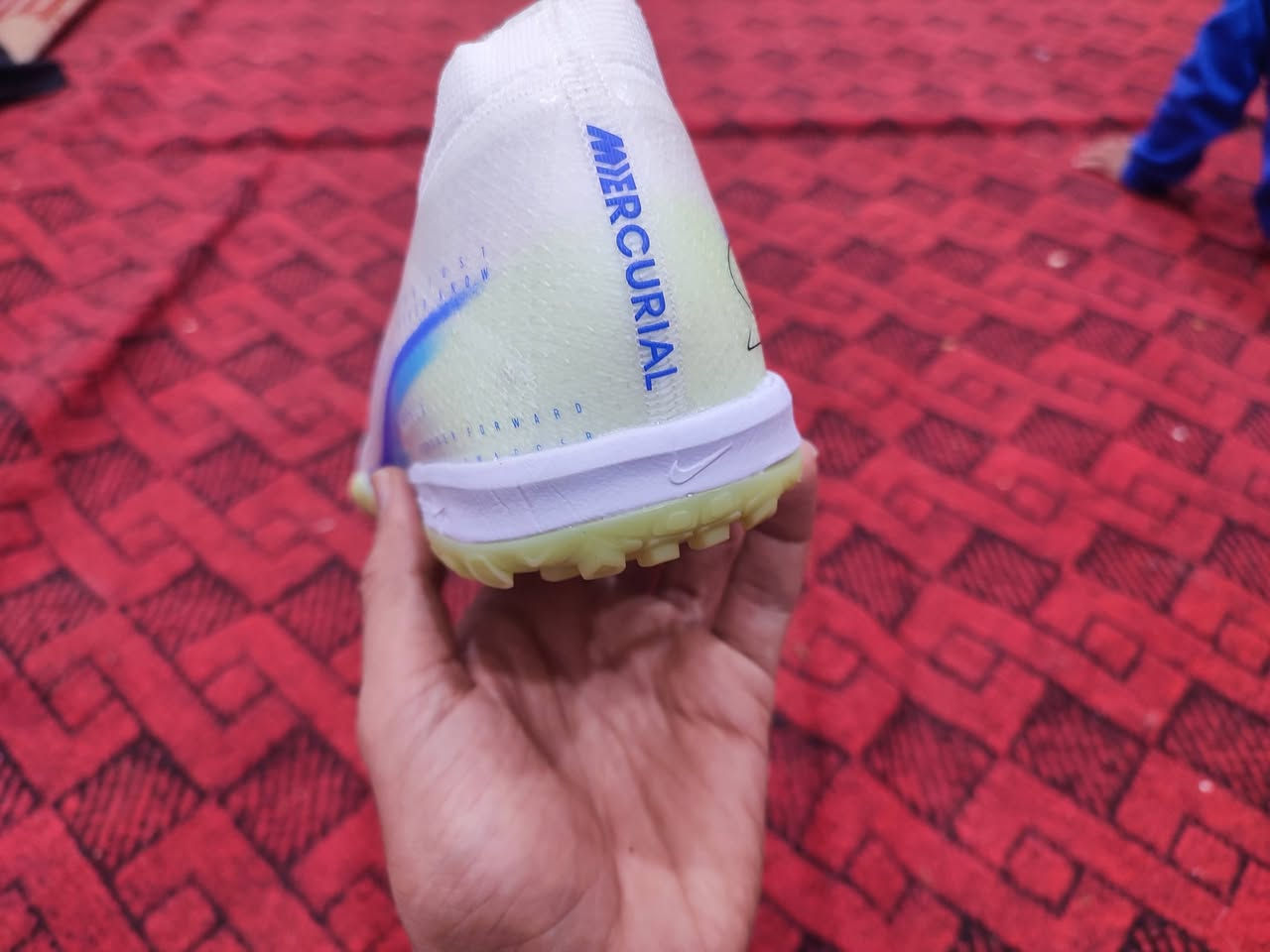 اير زوم اصلي فيتنامي قياس 41


**إذا كنت صاحب هذا الإعلان وتريد حذفه لأي سبب، رجاءا أرسل رسالة إلى الدعم الفني**