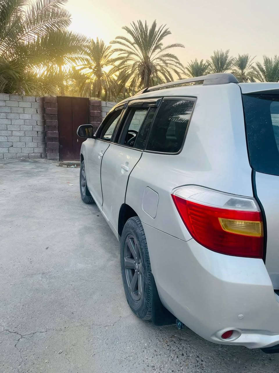 بيع او مراوس
تيوتا هايلندر موديل 2008
بيها منظومة غاز ⛽ 
قطعتين تبريد 7 راكب 
محرك 3500
حادثها باب السائق بدون دواخل مصبوغه حزام ازاله خط القماره والبنيد والجنطه مابيهن صبغ 
رقم انبار جديد سنويه مجدده 
مكان السياره بابل محاويل 
السعر 130وبيها مجال 
بابل 
***********

