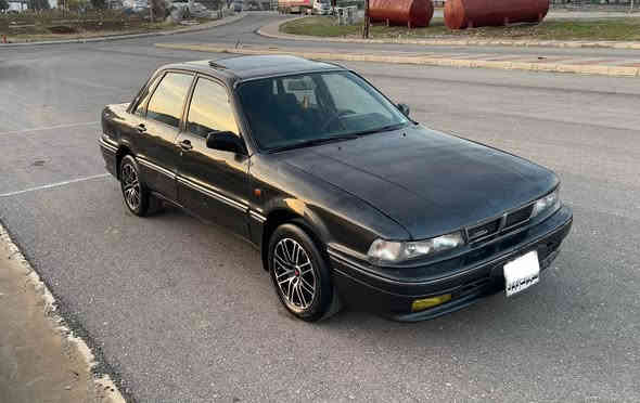 گلاند موديل ١٩٩١
ئارم پلاستيك هةولير تحويل ئةسلي سةنةويشي  لةگةلة
مةكينه٦٣ گيرو مةكينه بةشةرت
دةعمو ليدران  وةرگةران بةشةرت
بوياغي نيه  بةلام كالبونةووةي هةية
توندو تول  تازة پشتو پيشي هةموي گوردراوة
كارةباي هةموي مةزبوتة
چوار تاو ويليي نويي
مواسةفات سلايت
جام كارةباي
تةريشة مةسح
دعامي سپورت سعري٢٩$ مةجاليكي برايانه
*********** بشدار
