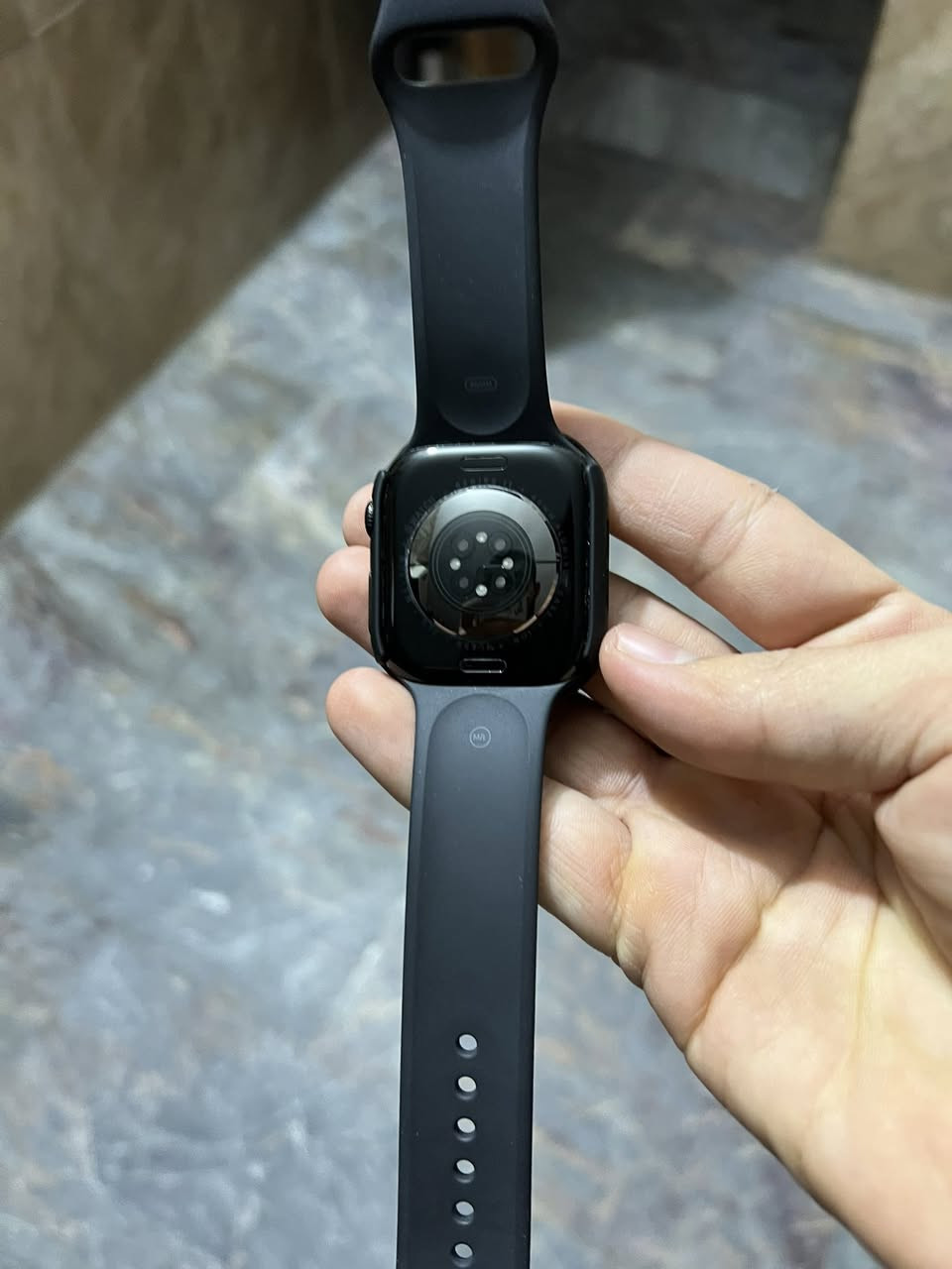 سلام عليكم
ساعة ابل جيل 11 
حجم 46
للون اسود 
استخدام اقل الشهر 

بغداد بسماية 
***********
