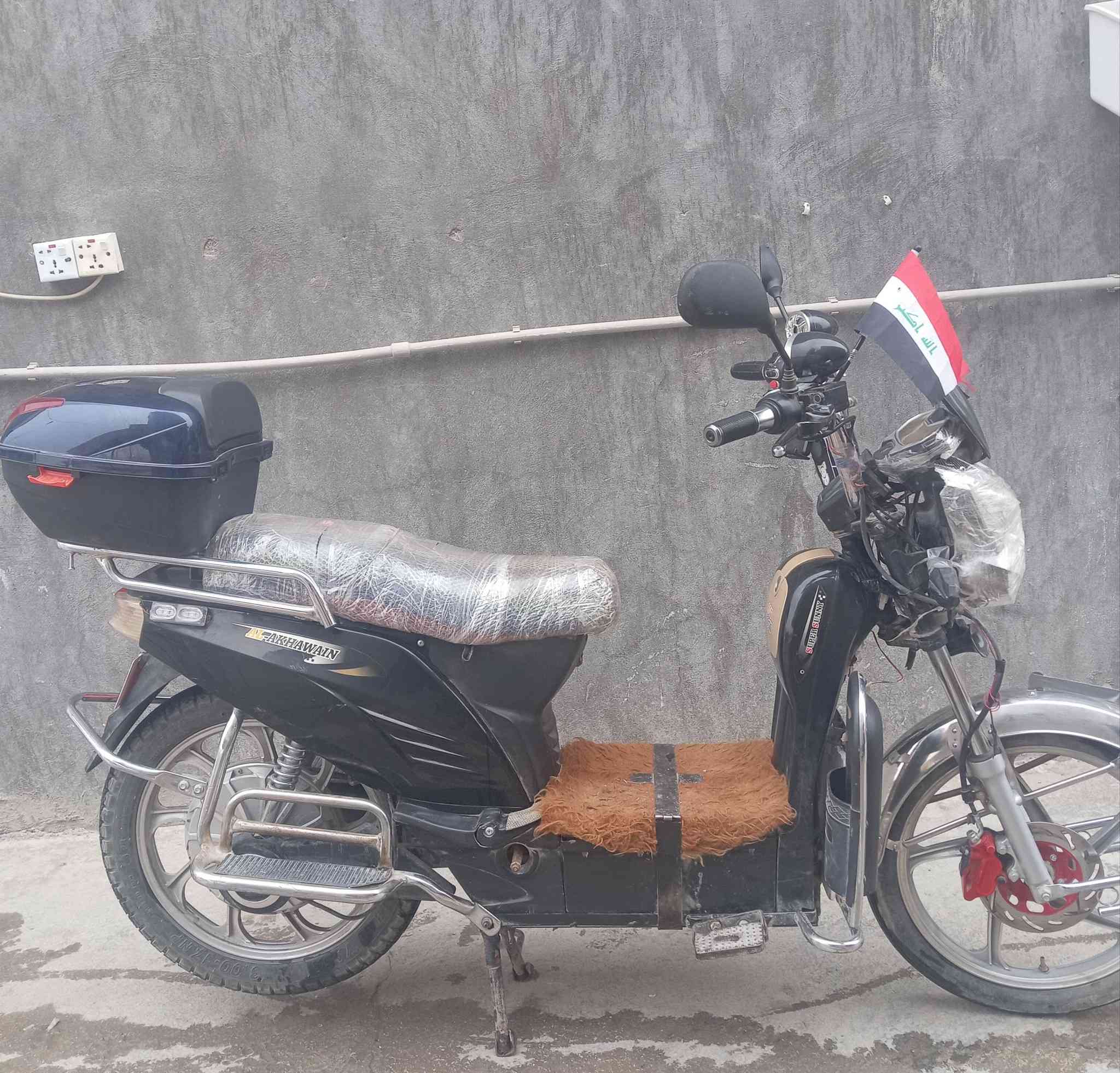 سلام عليكم ماطور شحن لبيع سعر 700-  لغام غضالرمانا
رغملاتف-***********
