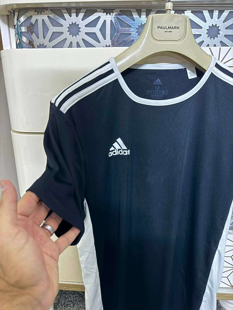 تيشيرت adidas 
اصلي وكاله
غير مستخدم
قياس M


**إذا كنت صاحب هذا الإعلان وتريد حذفه لأي سبب، رجاءا أرسل رسالة إلى الدعم الفني**