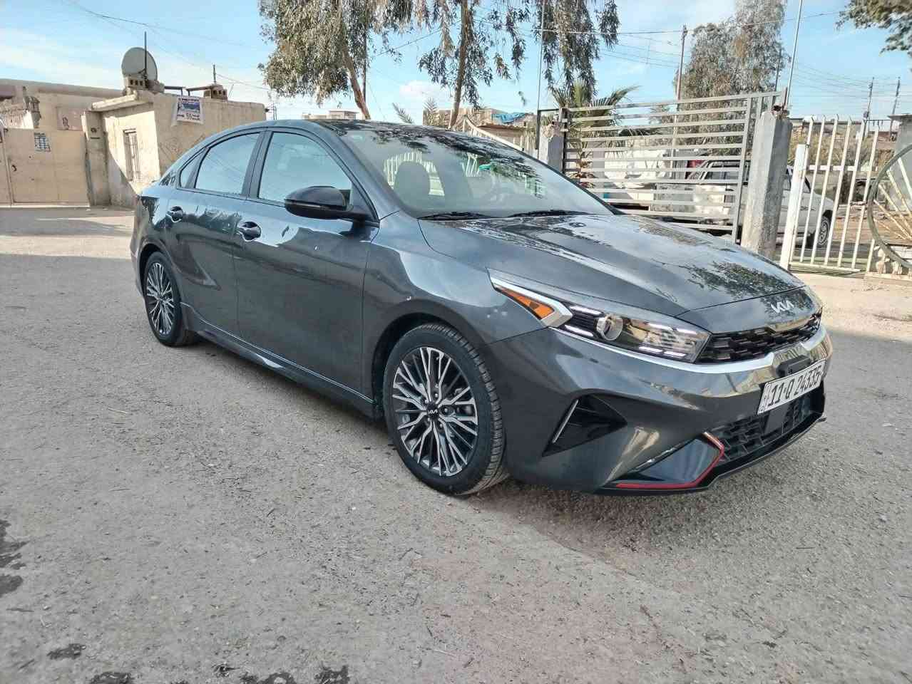 السلام عليكم
فورتي 2023 جيتي لاين
رقم بغداد
مكينه 2000
الضرر محولبه صفحه وحده 
بدون ايرباك
ماشية 15  الف
بصمة 
تشغيل عن بعد
فتحه 
شحن لاسلكي
كشنات جلد
تحديد مسار
تثبيت سرعة
شاشه كبيره
كأمره دواره
ثلاث انضمه قيادة
العنوان بغداد حي النصر
رقم الهاتف ***********
