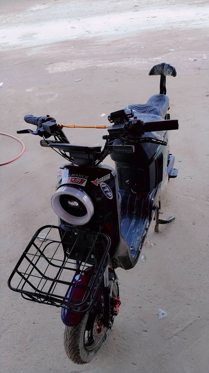 دراجه شحن للبيع R9 نضيفه  بعدهه جديده بطاريات  زينات كفرات نضيفه لايت عالي ناصي
السعر 450 وبيهه مجال
مكاني بغداد ابو غريب خرنابات


**إذا كنت صاحب هذا الإعلان وتريد حذفه لأي سبب، رجاءا أرسل رسالة إلى الدعم الفني**