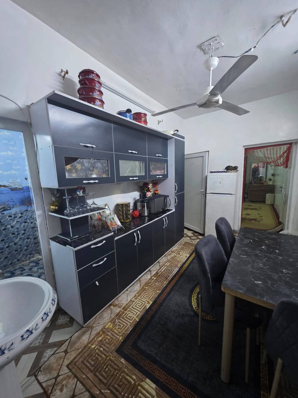 دار للبيع عن طريق مصرف العقاري 
مساحته /100م طابقين منعزل 
موقع /حي النداء 
شارع /20م 
السعر/110مليون 
للاستفسار /***********
