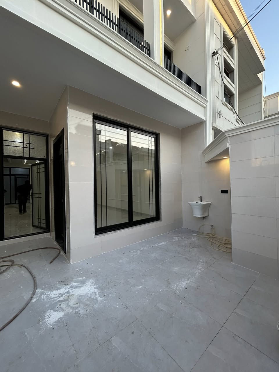 #خانووبۆکرێ  125م سفڕ
#هەولێری_نوێ
4 ژووری نووستن
ژووری میوان + چێشتاخانە + هۆڵ
تایبەت بۆکرێ

#بیت_للٳجار  125م زیرو
#اربیل_جدید
4 غرفة نوم
عرفة ظیوف +مطبغ + صالە
خاص للٳجار
 
***********
