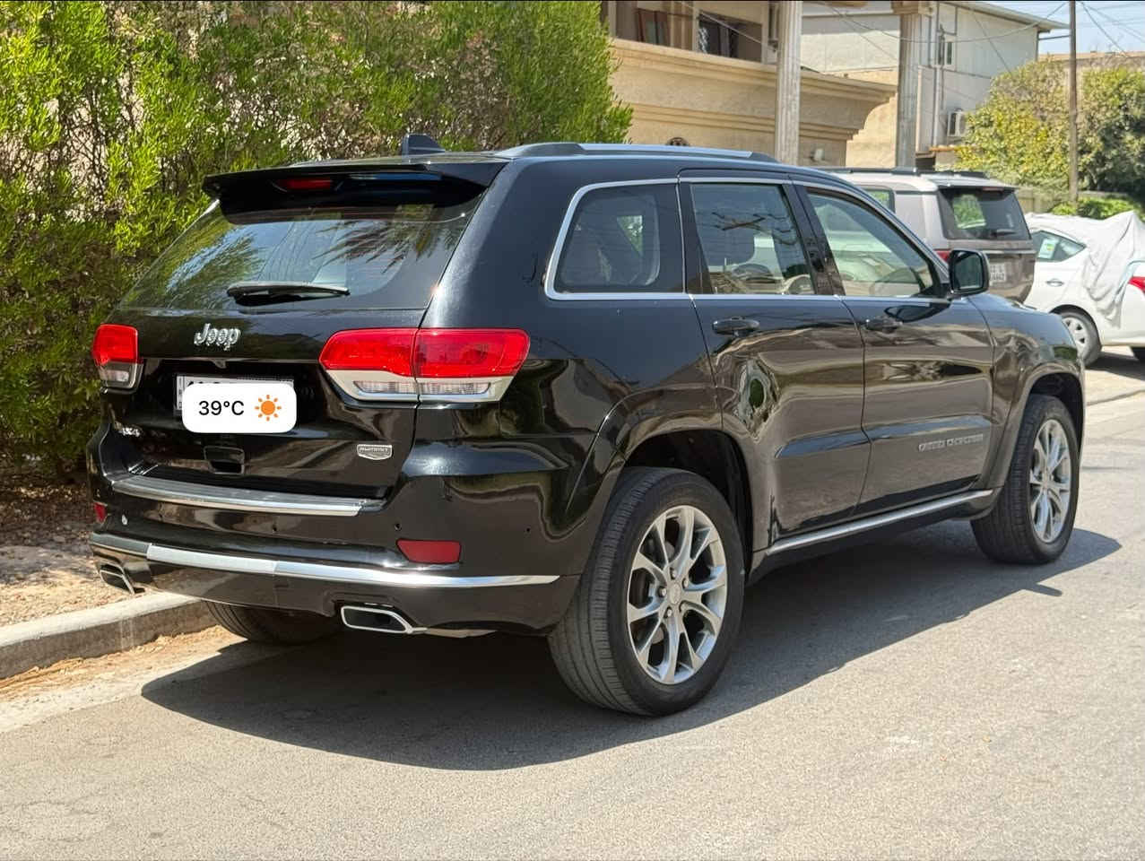 السلام عليكم
جيب سومت موديل 2021 رقم بغداد بأسمي 

ماشيه 75000 km

وارد امريكي حادثها بسيط بدون ايرباك وصور الحادث والسونار مرفقة بالمنشور

المواصفات :

١-مري شفط

٢-جكات

٣-سستم صوت هارمن كاردن

٤-اوتو بارك

٥-بانوراما

٦-رادار امامي وخلفي

٧-تحديد مسار

٨-نظام اطفاء السياره مع البريك

٩-مري قلاب

١٠-كشنات تدفئه تبريد والخلفيه تدفئه

١١-تدفئه ستيرن

١٢-نظام تتبع السياره 

١٣-سقف كنتاره

السيارة كاملة مابيها اي مصرف 

مكان السياره المنصور او حي الجامعة 

سعر السيارة 25,500$ وبيها مجال بسيط

***********
