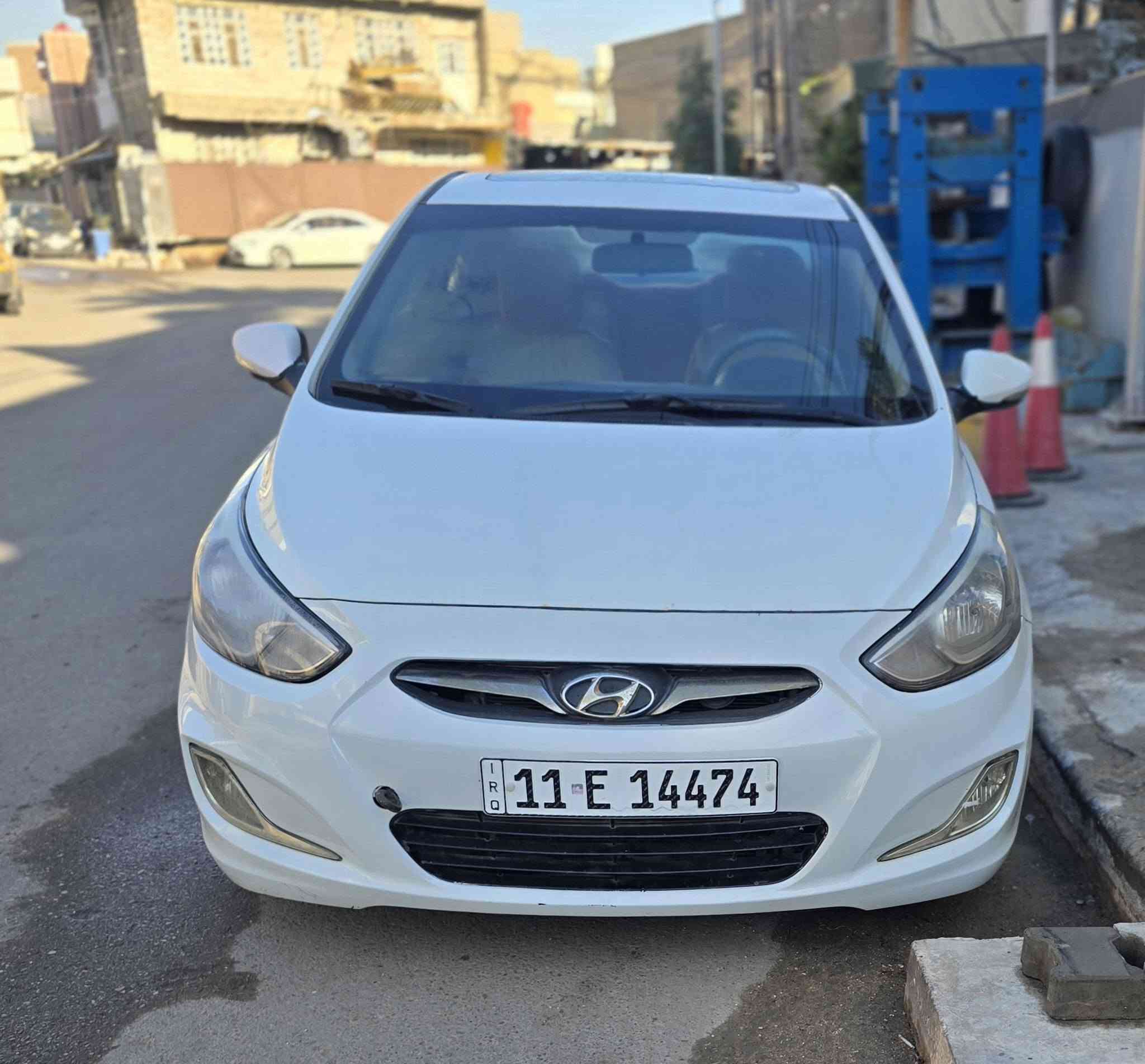 اكسنت للبيع 2015  لون ابيض خليجي رقم بغداد تحويل مباشر سياره بيها قطع صبغ
قماره صندوك  تكم دواخل مكفوله
السياره مكينه ١٦٠٠ دبل قطره المرغوب
موصفات
فتحه سقف شاشه كامرة / تحكم 
السعر 80$
العنوان بغداد/ ***********
