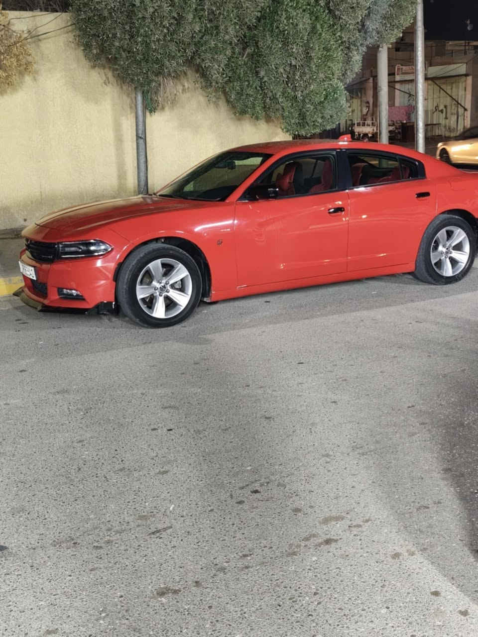 جارجر للبيع مديل 17. حادث قبق جنطه موضح بصوره. رقم بغداد بسمي. ***********
