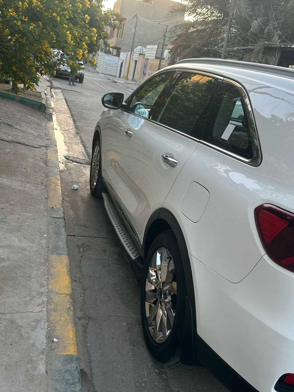 كيا سورنتو خليجي بانوراما 6 سلندر كشنات جلد 7 راكب رقم بغداد للاستفسار خاص او على الرقم ***********
