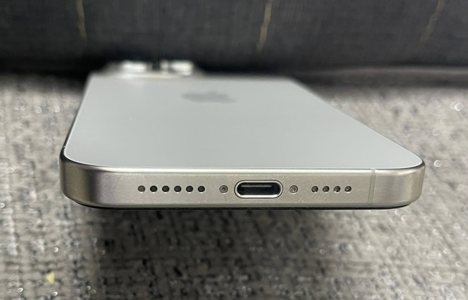 سلام عليكم 

ايفون 15 برو ماكس

ذاكرة 256

بطارية 86
نضافة الجهاز 100%

الجهاز كامل ملحقات 

مكاني بغدادالبلديات  

***********
