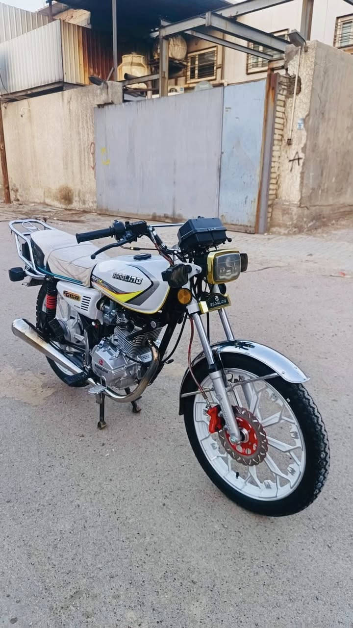 السلام عليكم سيفان سونك موديل 2024داخله بل 25 دراجه بعدها زيرو ماشيه 50003 دراجه كلها شغاله كهربائيات شغاله سلف هندر دراجه مابيها اي نقص سعر 650 وبيها مجال المكان سيطرت الشعب السريدات ***********
