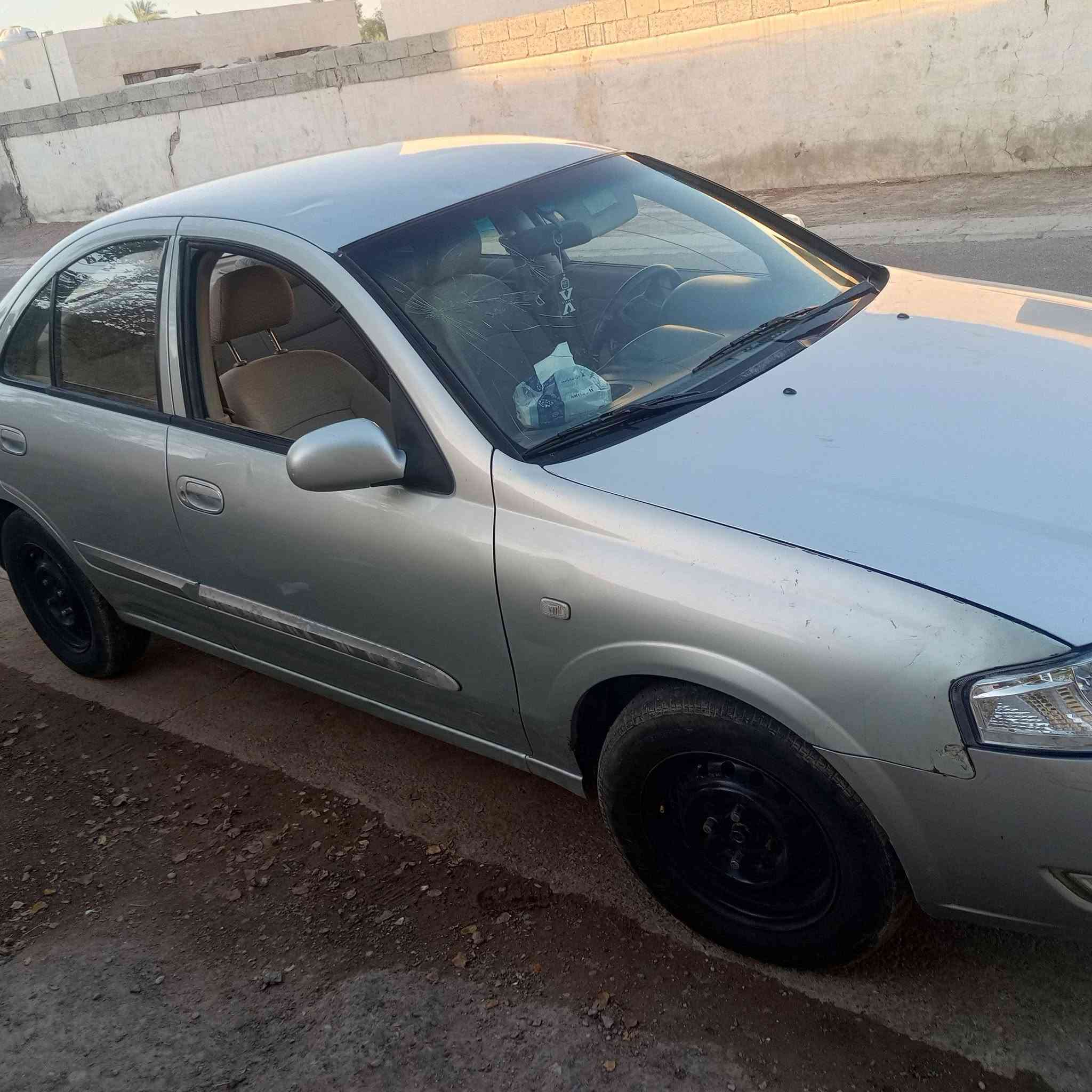 سلام عليكم نيسان سني كوري 2007 للبيع بيه جامرلق الايسر وبونيد مبدلات ابلاد اصلي.الاتصال على الرقم .***********
