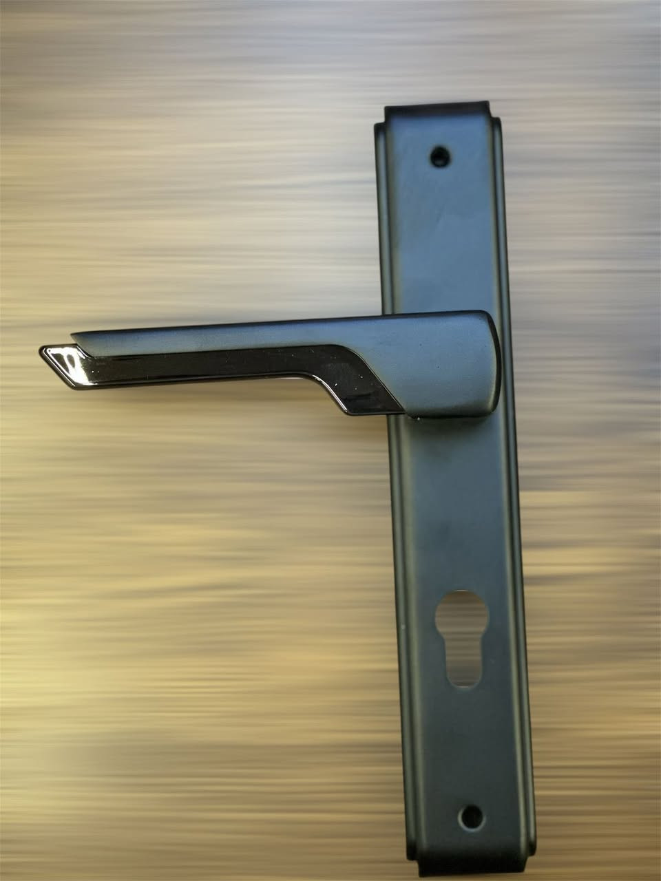 تتوفر جميع انواع اليدات 
7 انج 
ثقيل و وسط و خفيف
—————————
الشطرة/شارع دبي/قرب مستوصف الفتاحية 
***********
