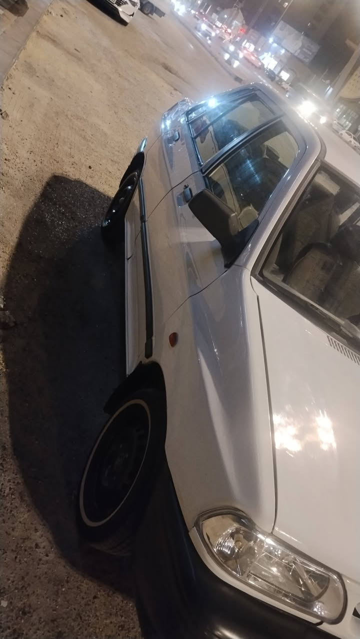 سايبه موديل 14 رقم قادسيه مالك نجف مشروع وطني كفاله عامه بيها صبغ بل بنيد والباقي كفاله عامه مكينه كير تبريد حداديه كفاله تخم تاير ابو الخطه السنويه ماصاقطه السعر ٣٧ بيها مجال قليل الشراي يتصل على الرقم العنوان نجف السياره شواصي كفاله احلا من الصور ***********
