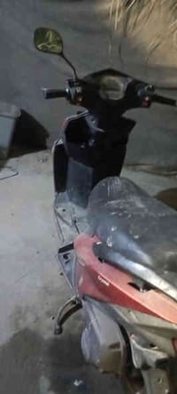 دراجة للبيع متروكة بسعر مناسب بيع مستعجل  السعر 140 الف 07780777825