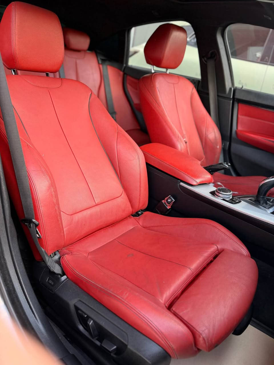 Bmw 430i M package  full sharika hawler 2017
2 parchi haya be zhure be erbag hamu shtaki ba shart 
Sama3a harman kardon 
Datasho 
Full naw sor 
￼ أربيل, العراق


**إذا كنت صاحب هذا الإعلان وتريد حذفه لأي سبب، رجاءا أرسل رسالة إلى الدعم الفني**