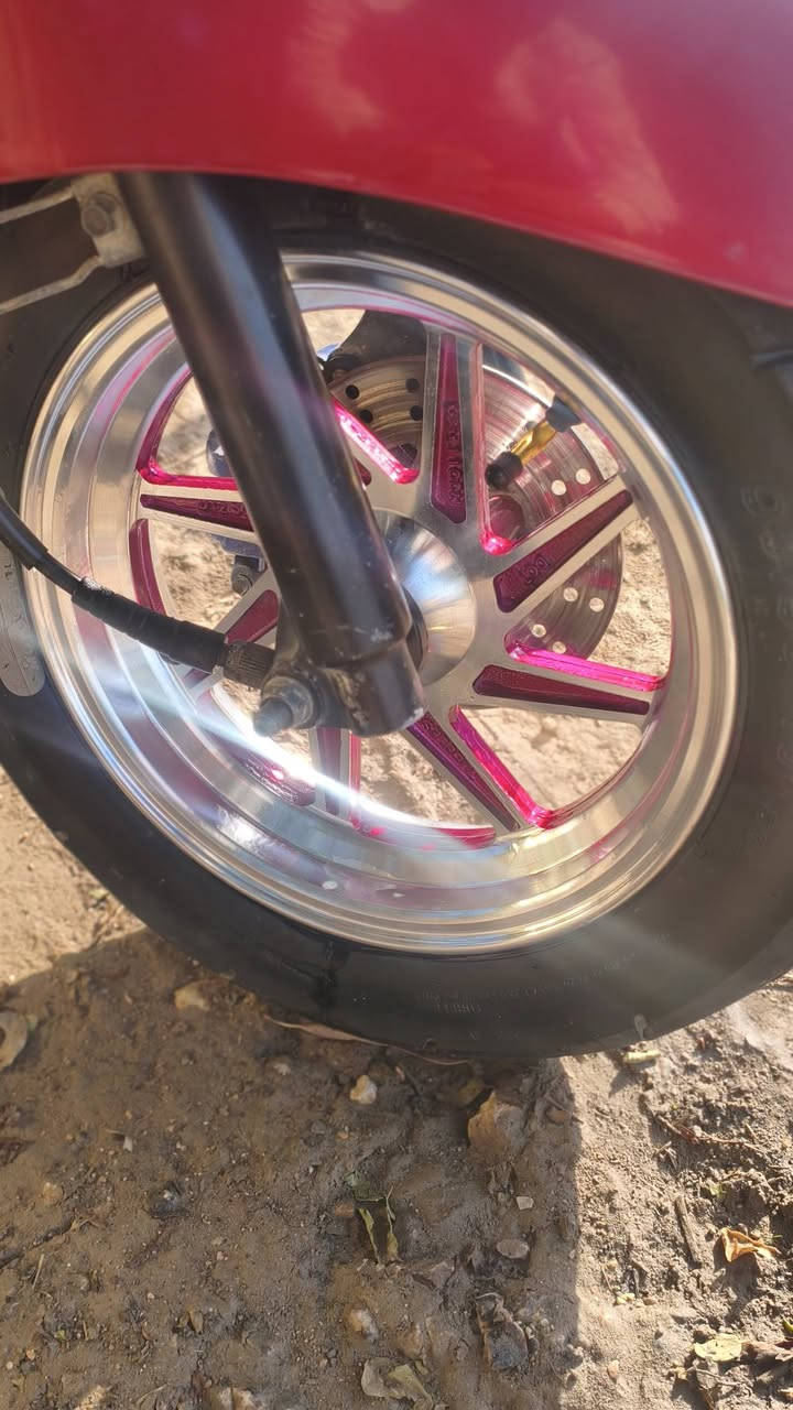 السلام عليكم دراجه ماكس بوليس للبيع دراجه نوزل مو كابريتر عليه تزويد بصيط ويل نجمه رياضي يدات بريك رياضي تايرات جلاتين مكينه نشطه دراجه مكفوله كفاله عامه كهربائيات شغاله كلشي شغال شاشه شغاله دراجه ما ناقصه كلشي اخذ وروح وما يحتاج اسوالف عله مواصفات النوزل وقوته انتو تعرفون السعر800وبيه مجال طب خاص وتدلل او هذه رقمي اذا حاب تتصل ***********
