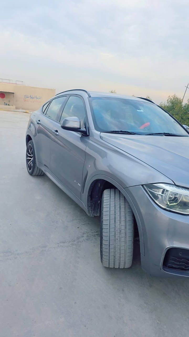 خمس كامرات
حساس جانبي 
حساس 360 درجه 
خمس بردات  
اربع ابواب شفط 
جنطه كهرباء 
هندبريك دكمه 
اوتو هولد 
شاشه عربي 
كشنات كهرباء وخزن 
شفتات ستيرن 
فتحه سلايت 
اشاره ترحيب 
داته شو 
دخول ذكي 
مري شفط وهيتر 
سعر 35000 
350 ورقه.  بيها مجال 
مكان السيارة بغداد الكراده. او محموديه. 
***********.  علي سياره باسمي 
أربيل رقم جديد  
سياره ماشيه 160
مكينه n55
